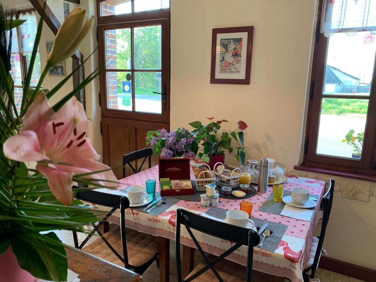 Bed and Breakfast Les Logis Du Breuil Marchéville Zewnętrze zdjęcie