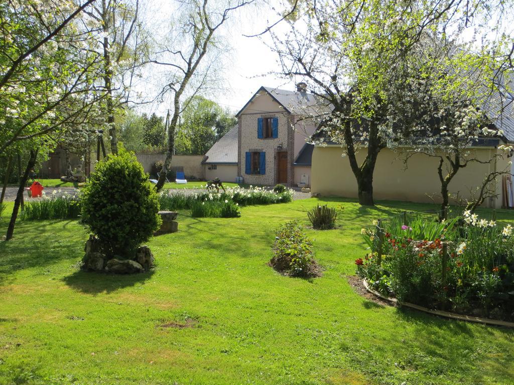 Bed and Breakfast Les Logis Du Breuil Marchéville Zewnętrze zdjęcie